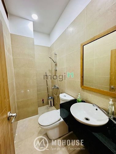 Hình ảnh Cho Thuê Căn Hôi Bancol, Free Toàn Bộ Phí Rộng 50m2 Gần Cầu Tham Lương
