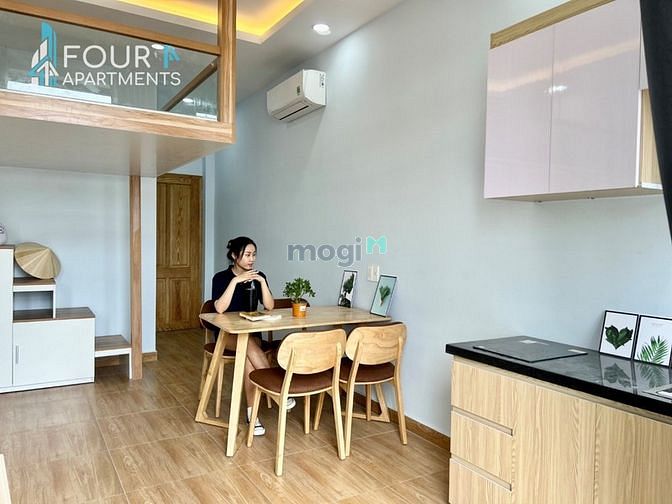 Hình ảnh Cho thuê CHDV mới có gác, full nội thất, balcon đường Hoàng Hoa Thám