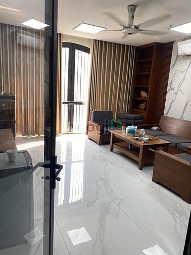 Hình ảnh Cho thuê nhà nguyên căn có gara ô tô, view hồ Ngọc Lâm 80m2-6 tầng