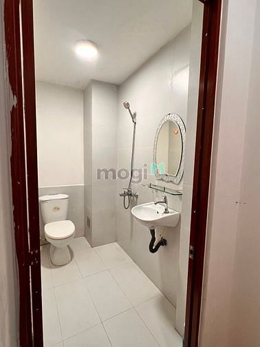 Hình ảnh Studio - bancol - Full nội thất - trung tâm quận 7