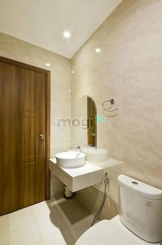 Hình ảnh Phòng Full NT 30m2 5tr8 Tôn Đản Q4
