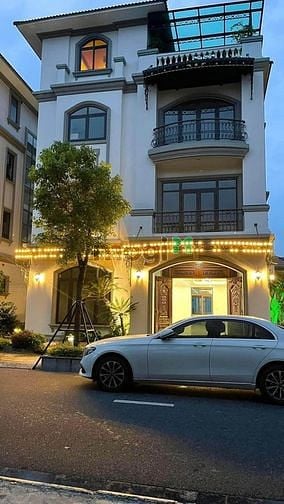 Hình ảnh Biệt Thự Đồi Đức Dương Beverly Hills, Bãi Cháy, trung tâm Hạ Long