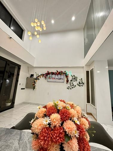 Hình ảnh Cho thuê Shophouse Full Nội thất, 5 tầng, có thang máy,6PN. Giá 45tr