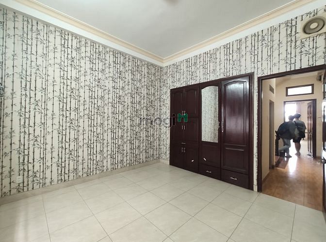 Hình ảnh Nhà Nguyên Căn MT đường Tạ Quang Bửu (4x16.5m) P.5, Q.8 Vỉa Hè Lớn 5m