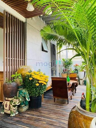 Hình ảnh Bán Căn Hộ Sân Vườn Scecnic Valley 117m2 Giá 6.7 Tỷ