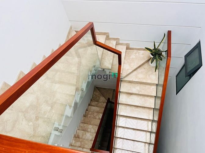 Hình ảnh Nhà 3.5 tấm (4x17) đẹp 100% đường 10m KDC Tên Lửa