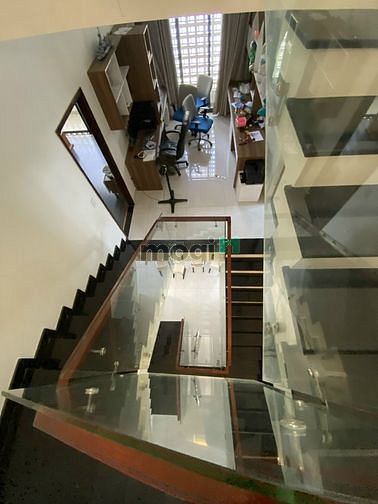 Hình ảnh CHo Thuê BIỆT THỰ giá rẻ P.13- BÌNH LỢI- Bình Thạnh