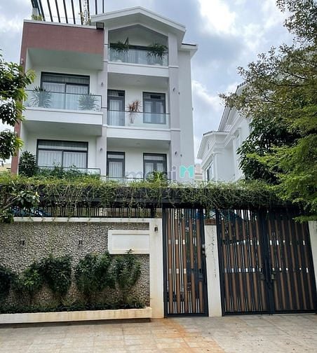 Hình ảnh CHo Thuê BIỆT THỰ giá rẻ P.13- BÌNH LỢI- Bình Thạnh