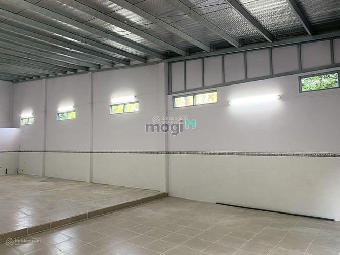 Hình ảnh NHÀ KHO 250 m2, ĐẸP & KIÊN CỐ, giá 25 triệu