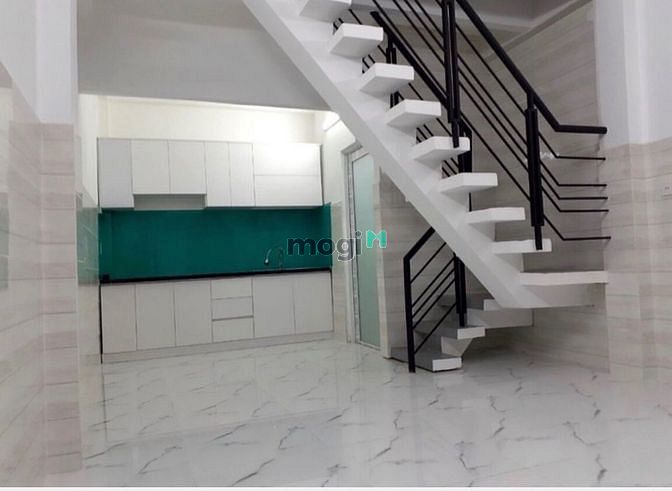 Hình ảnh Cho thuê nhà 4PN,4WC,nhà mới 100%,Lê Văn Duyệt,P1,Bình Thạnh