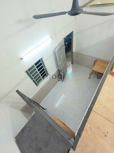Hình ảnh Phòng trọ gác có nội thất tại Tân Bình