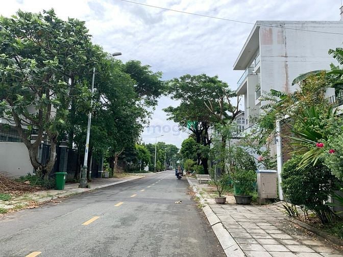 Hình ảnh Bán gấp Khuôn Đất Kế Góc siêu rẻ chỉ 115tr/m2 kề MT Trương Văn Bang