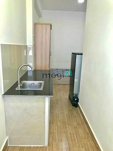 Hình ảnh Phòng full nội thất có tủ lạnh ngay đường Thống Nhất