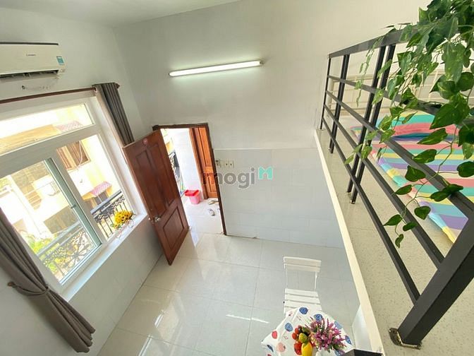 Hình ảnh Cho thuê phòng trọ có bancol, gần sân bay