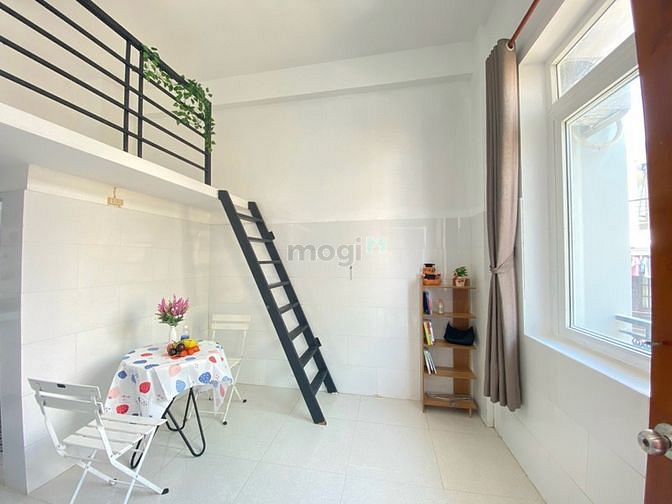 Hình ảnh Cho thuê phòng trọ có bancol, gần sân bay