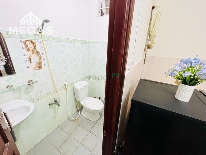 Hình ảnh Phòng FULL Nội Thất - Cửa sổ thoáng mát - Có Thang Máy