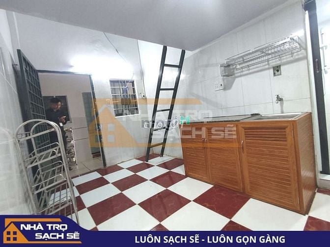 Hình ảnh Phòng trọ dịch vụ ngay Trường phi công Bay Việt
