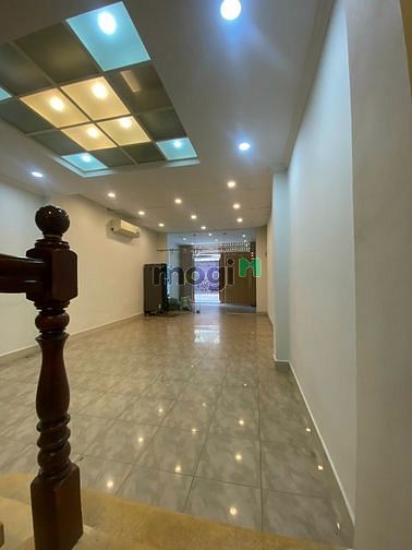 Hình ảnh Nguyên Căn mặt tiền VIP 8A Thạch Thị Thanh, Tân Định, Q1