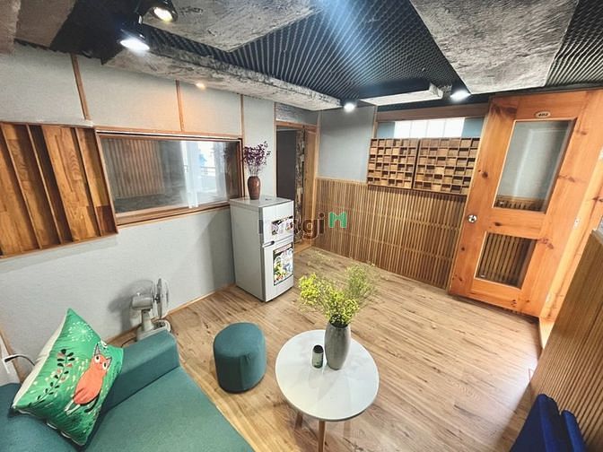 Hình ảnh 👜Studio có vị trí đẹp cách sân bay Tân Sơn Nhất chỉ với 5p đi xe👜