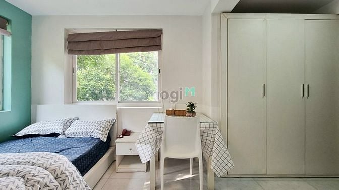 Hình ảnh Studio 2 mặt cửa sổ lớn tại Phú Mỹ Hưng Quận 7
