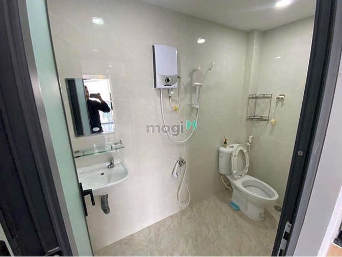 Hình ảnh Chung cư Mini thang máy, ban công, full nội thất ngay học viện cán bộ