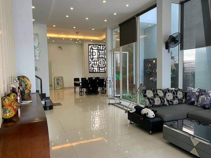 Hình ảnh Bán biệt thự Nguyễn Văn Linh q7 - 200m2 - - 26tỷ 6