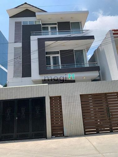 Hình ảnh Bán biệt thự Nguyễn Văn Linh q7 - 200m2 - - 26tỷ 6