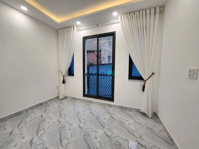 Hình ảnh Xoay vốn bán nhà Ông Ích Khiêm Q11, 50M2, 2PN, 2WC, SHR, hẻm 4m 1ty780