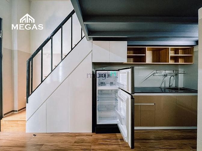 Hình ảnh DUPLEX Ban Công ngay Chân Cầu Nguyễn Văn Cừ - Q1