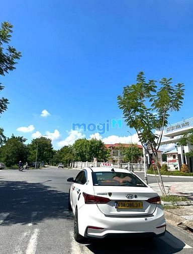 Hình ảnh Bán đất cách sân bay Đà Nẵng 15 phút lô 240m2 ngang12 chỉ Cần 550TR