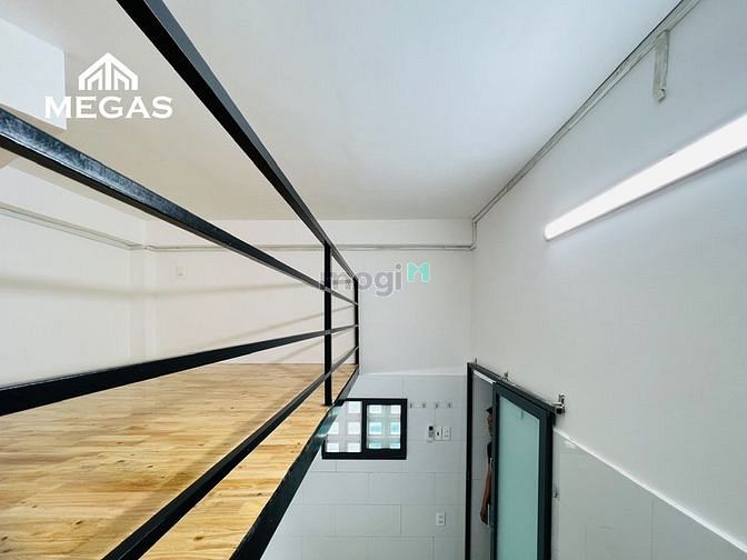 Hình ảnh Căn Hộ Duplex Siêu Rộng Ngay Dương Quảng Hàm Gần Iuh - Văn Lang