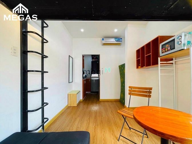 Hình ảnh Duplex full nội thất view kính 180° thang máy Nguyễn Trãi Q1