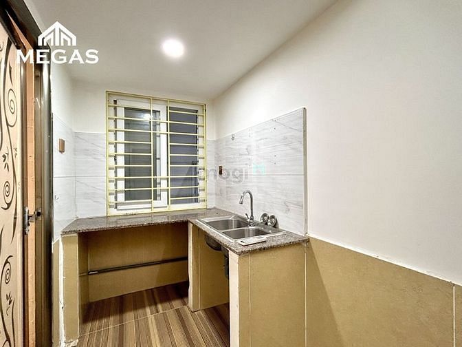 Hình ảnh Cho thuê CHDV dạng Duplex nằm ngay Lê Văn Việt