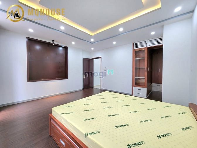 Hình ảnh Căn Hộ Cao Cấp Mới Xây 100% 2PN 2WC Full Nội Thất Có Sân Xe Hơi