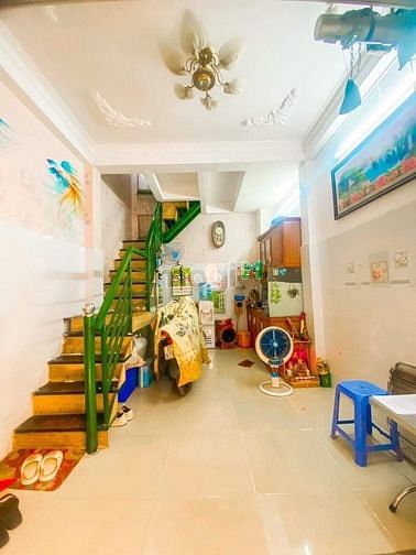 Hình ảnh Vỡ nợ cần bán nhà Bạch Vân,Q5. 52m2,SHR,hẻm oto,2PN, 1tỷ500