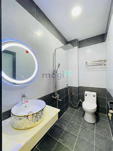 Hình ảnh bán nhanh nhà Cách mạng t8- Tân Bình- 52.4m2- sổ riêng- 2 Tỷ 280
