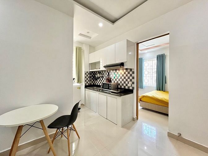 Hình ảnh Căn Hộ Studio, ban công ,đường Nguyễn Thị Minh Khai, gần Cv Tao Đàn