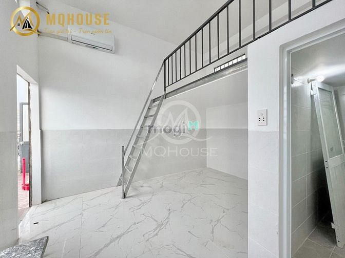 Hình ảnh Phòng mới bancol 35m2 full nội thất kế Đường Bạch Đằng