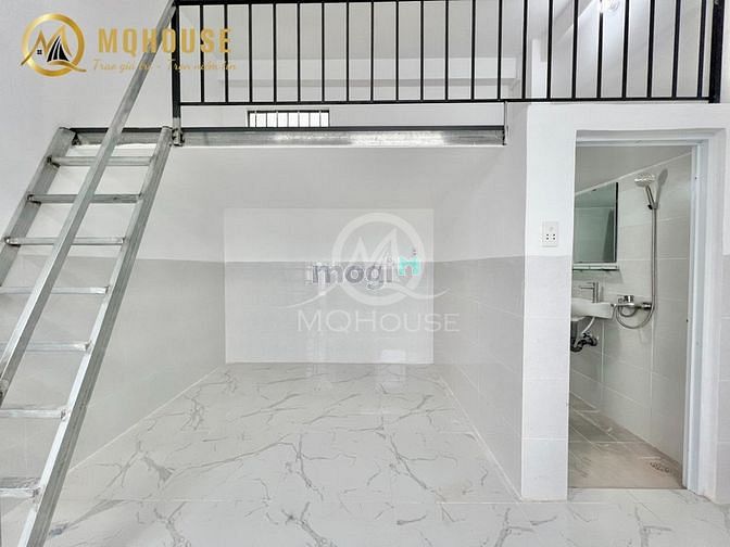 Hình ảnh Phòng mới bancol 35m2 full nội thất kế Đường Bạch Đằng