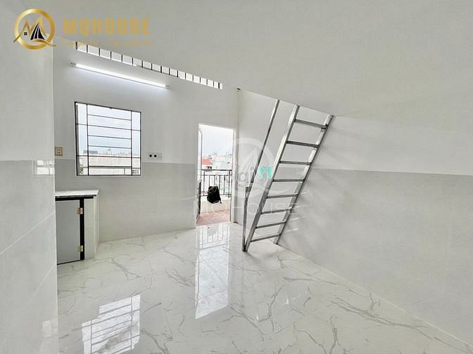 Hình ảnh Phòng mới bancol 35m2 full nội thất kế Đường Bạch Đằng