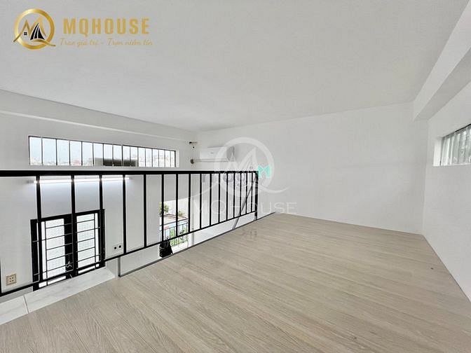 Hình ảnh Phòng mới bancol 35m2 full nội thất kế Đường Bạch Đằng