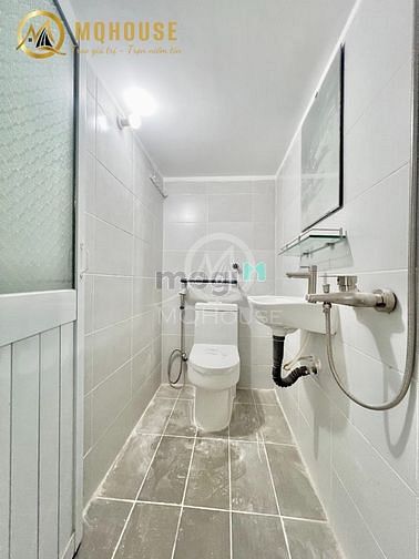 Hình ảnh Phòng mới bancol 35m2 full nội thất kế Đường Bạch Đằng