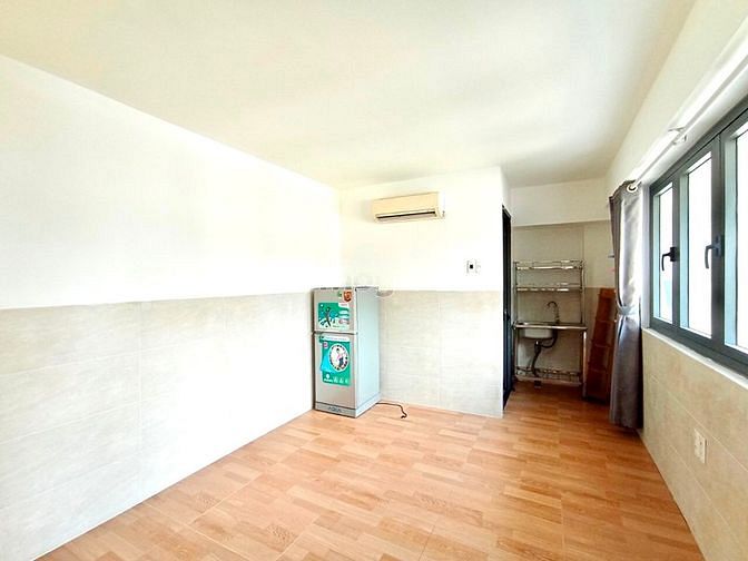 Hình ảnh Studio cửa sổ nhiều ánh sáng gần chợ Hoàng Hoa Thám