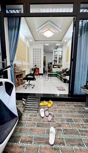Hình ảnh Nhà sát MT Rạch Bùng Binh Q3, 76m2, 2PN, 2WC, hẻm 4m, 2 tầng,1ty780
