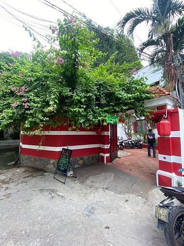 Hình ảnh Cho thuê Villa Sân vườn Phan Đăng Lưu, P7, Phú Nhuận