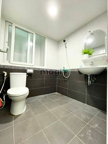 Hình ảnh Hệ thống Trang Chủ MB66.COM / Đăng Ký Tặng 66K mới 100% nằm trên đường cmt8 có cửa sổ lớn