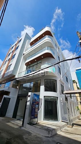Hình ảnh Cho thuê nhà mới xây Phường 2, Tân Bình. DTSD: 700m2.