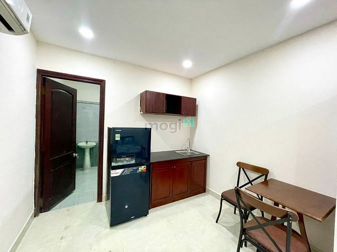 Hình ảnh Mb6623 nạp rút nhanh chóng studio CỬA SỔ TO, gần Sân Bay, quận Tân Bình