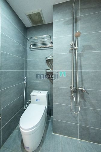 Hình ảnh 🎉🎉Studio Sàn Gỗ Bếp Xa Giường 2 Cửa Sổ Bao Thoáng Mát