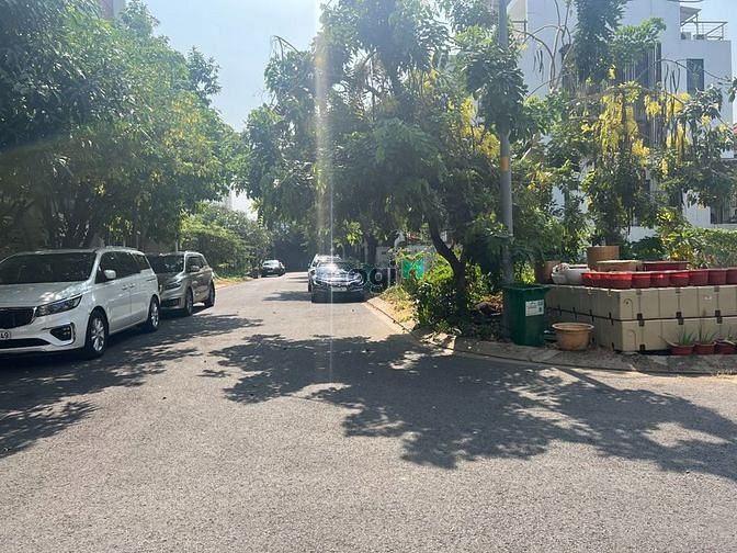 Hình ảnh Chỉ 23.6 tỷ 180m2 (10x18) Đất Biệt Thự. Đường 34 Trần Não Quận 2.